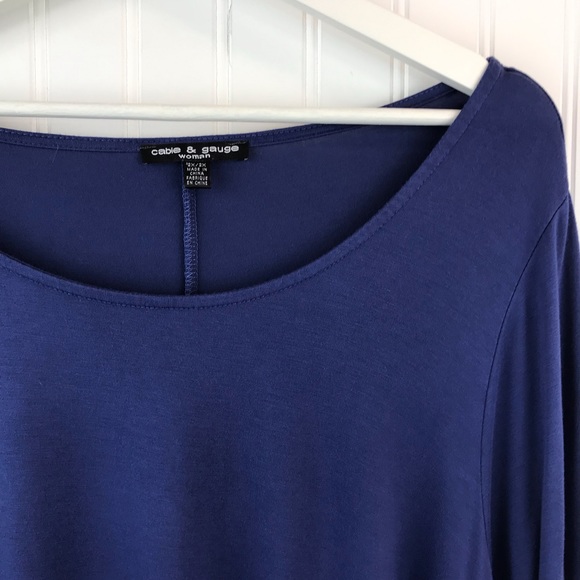 Cable & Gauge Plus Size Flowy Tunic Top - 2X, Scoop Neck Royal Blue Long Sleeves - Picture 3 of 10